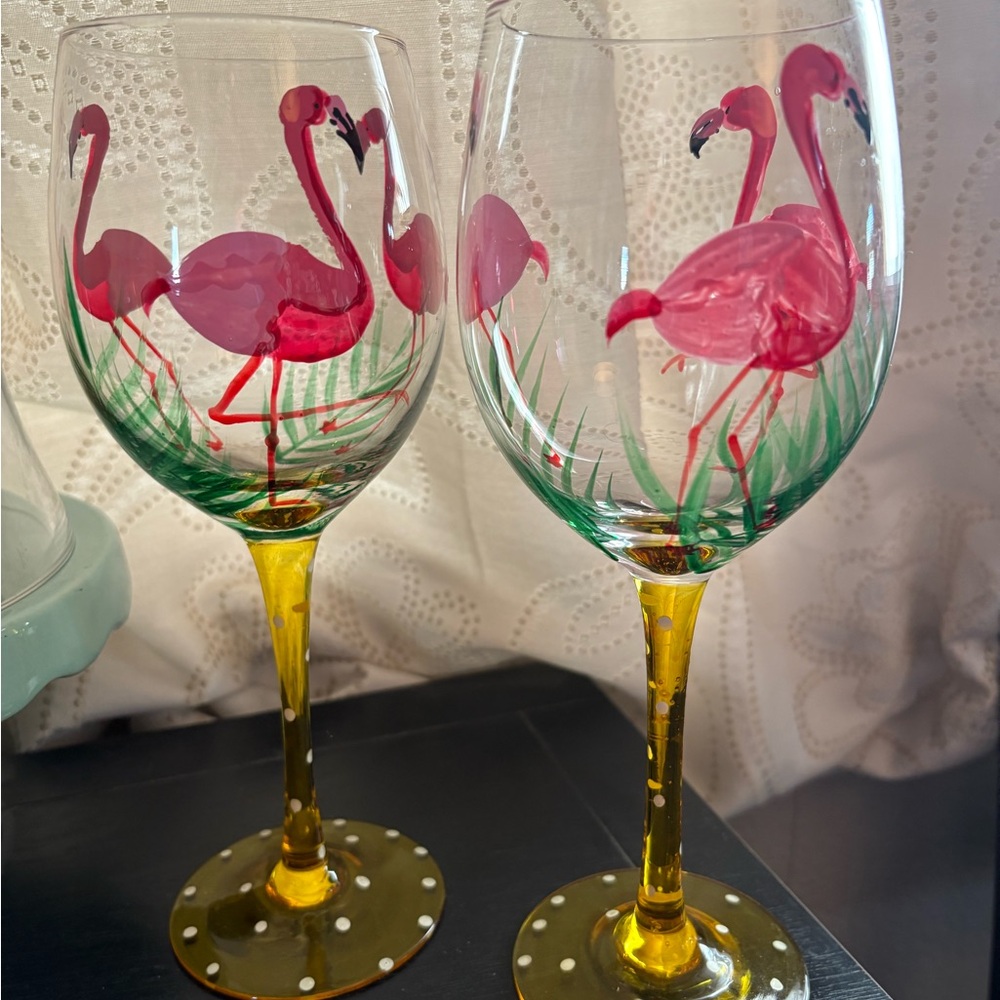 Flamingo Hand Painted Beautiful Wine Glass Set - Pink